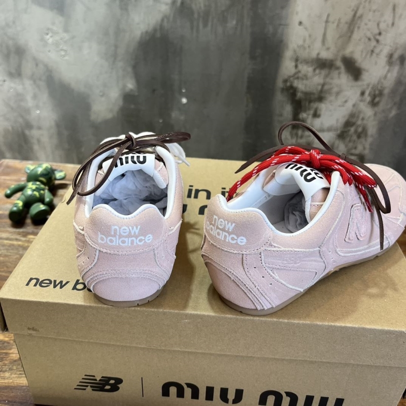 Miu Miu Casual Shoes